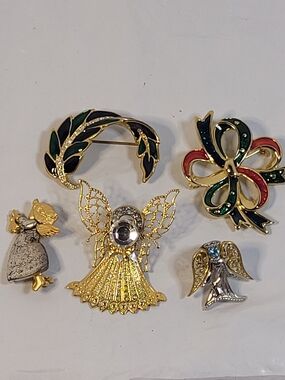 Lot Of 5 Vintage Brooches Bow Angel (C11)